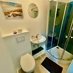 Studio-apartments Am Hildesheimer Hauptbahnhof Mit Kueche, Bad, Elektrischen Tuercodes, Wlan, Tv, Parken Hildesheim