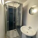 Studio-apartments Am Hildesheimer Hauptbahnhof Mit Kueche, Bad, Elektrischen Tuercodes, Wlan, Tv, Parken Hildesheim