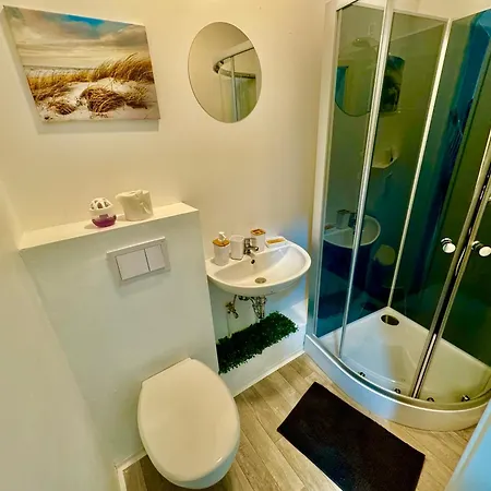 Studio-apartments Am Hildesheimer Hauptbahnhof Mit Kueche, Bad, Elektrischen Tuercodes, Wlan, Tv, Parken Hildesheim