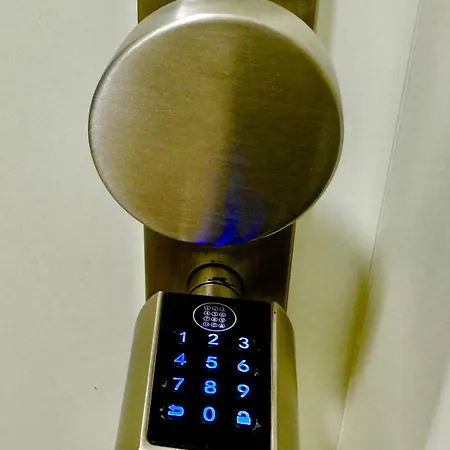 Studio-apartments Am Hildesheimer Hauptbahnhof Mit Kueche, Bad, Elektrischen Tuercodes, Wlan, Tv, Parken *