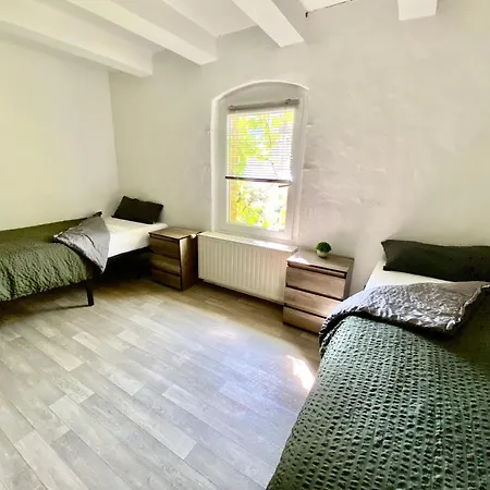 Studio-apartments Am Hildesheimer Hauptbahnhof Mit Kueche, Bad, Elektrischen Tuercodes, Wlan, Tv, Parken Appartamento *