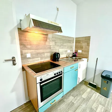 Appartement Studio-apartments Am Hildesheimer Hauptbahnhof Mit Kueche, Bad, Elektrischen Tuercodes, Wlan, Tv, Parken Hildesheim