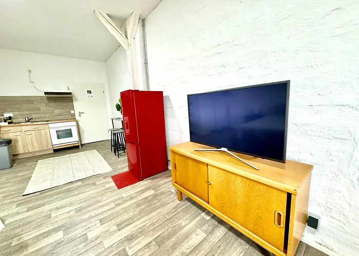 Appartement Studio-apartments Am Hildesheimer Hauptbahnhof Mit Kueche, Bad, Elektrischen Tuercodes, Wlan, Tv, Parken