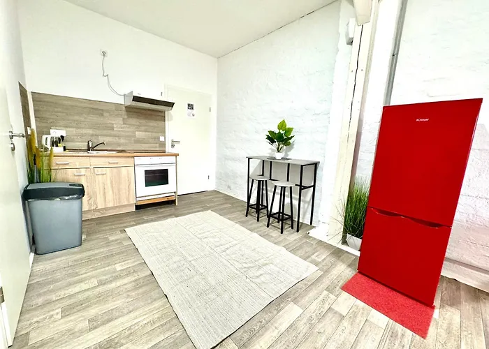 Studio-apartments Am Hildesheimer Hauptbahnhof Mit Kueche, Bad, Elektrischen Tuercodes, Wlan, Tv, Parken Appartement Hildesheim